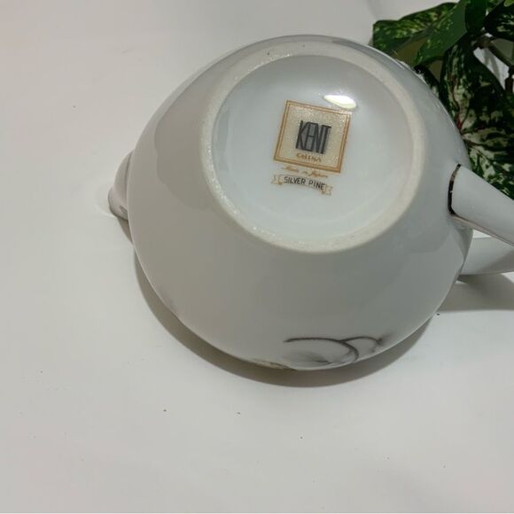 Kent China Silver Pine  liknew Creamer Vintage B2 - Picture 3 of 4